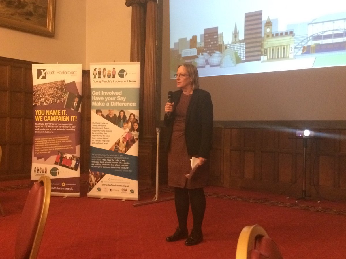 SheffFutures's tweet photo. Thank you @GillFurnissMP for the introduction to the Sheffield Youth Cabinet Elections! @SheffieldUKYP https://t.co/wAMj8a2UZD