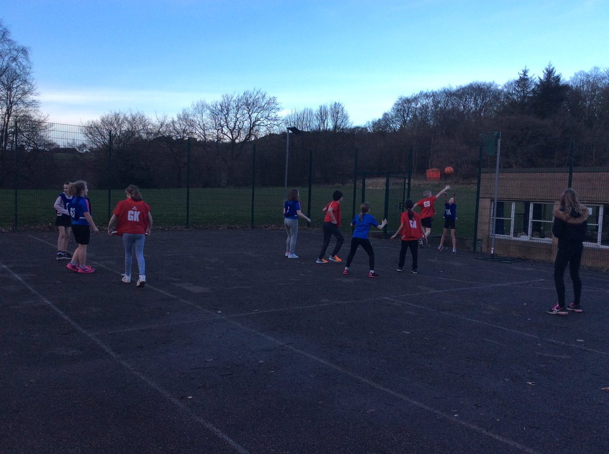 Immensely proud of our netballers,lovely to have different faces representing school too.Thanks to the refs from <a href="/HonleyPe/">HonleyPE</a> and <a href="/PennineSSP/">Pennine Partnership</a>