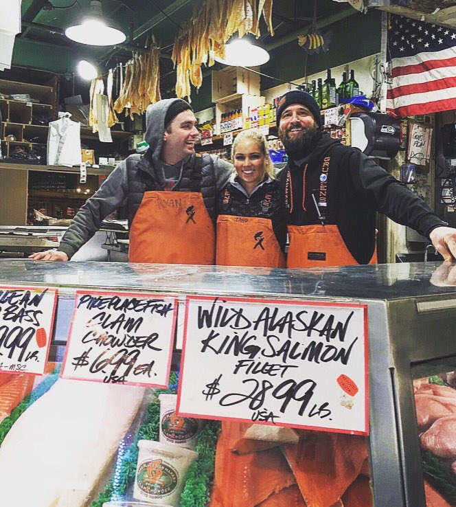 Getting a little bit fishy around here <a href="/pikeplacefish/">Pike Place Fish</a> <a href="/pike_place/">Pike Place Market</a> 🐠🦑 #Seattle #pikeplacemarket #gonefishing #entrepreneur #Yolo