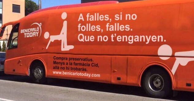 L'autobús de la discòrdia arriba a València.