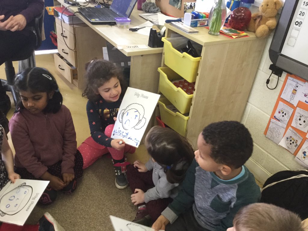 GetnsjiInfants's tweet photo. During circle time we worked together to draw feeling faces #teamwork #SPHE #StaySafeProgramme https://t.co/4J96aBZNRX