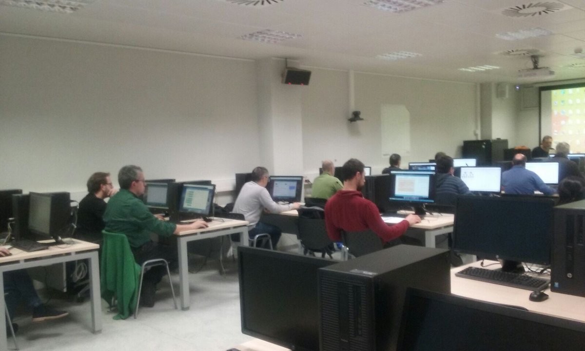 cifpa_aragon's tweet image. Finalizamos el curso Instructores #CCNA, Administración de redes, #RoutingSwitching.Gran trabajo del profesorado y @ticPUE @dgafprofesorado