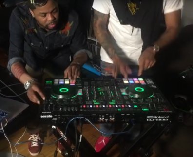 Swizz Beatz and Just Blaze battle it out for 2 hours, with <a href="/Roland_US/">@Roland_US</a> DJ-808 in the mix. Check it out!
bit.ly/2m0b2Yd