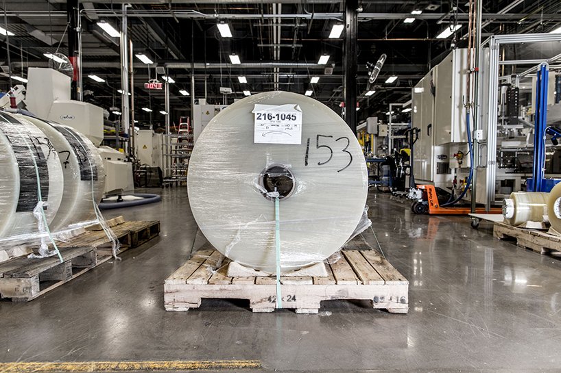 Take a never before seen look at the NIKE AIR factory designboom.com/design/nike-ai…