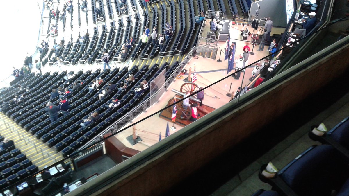 MrB_History's tweet image. #CBJ fire that cannon boys! Let's go! #FifthLine