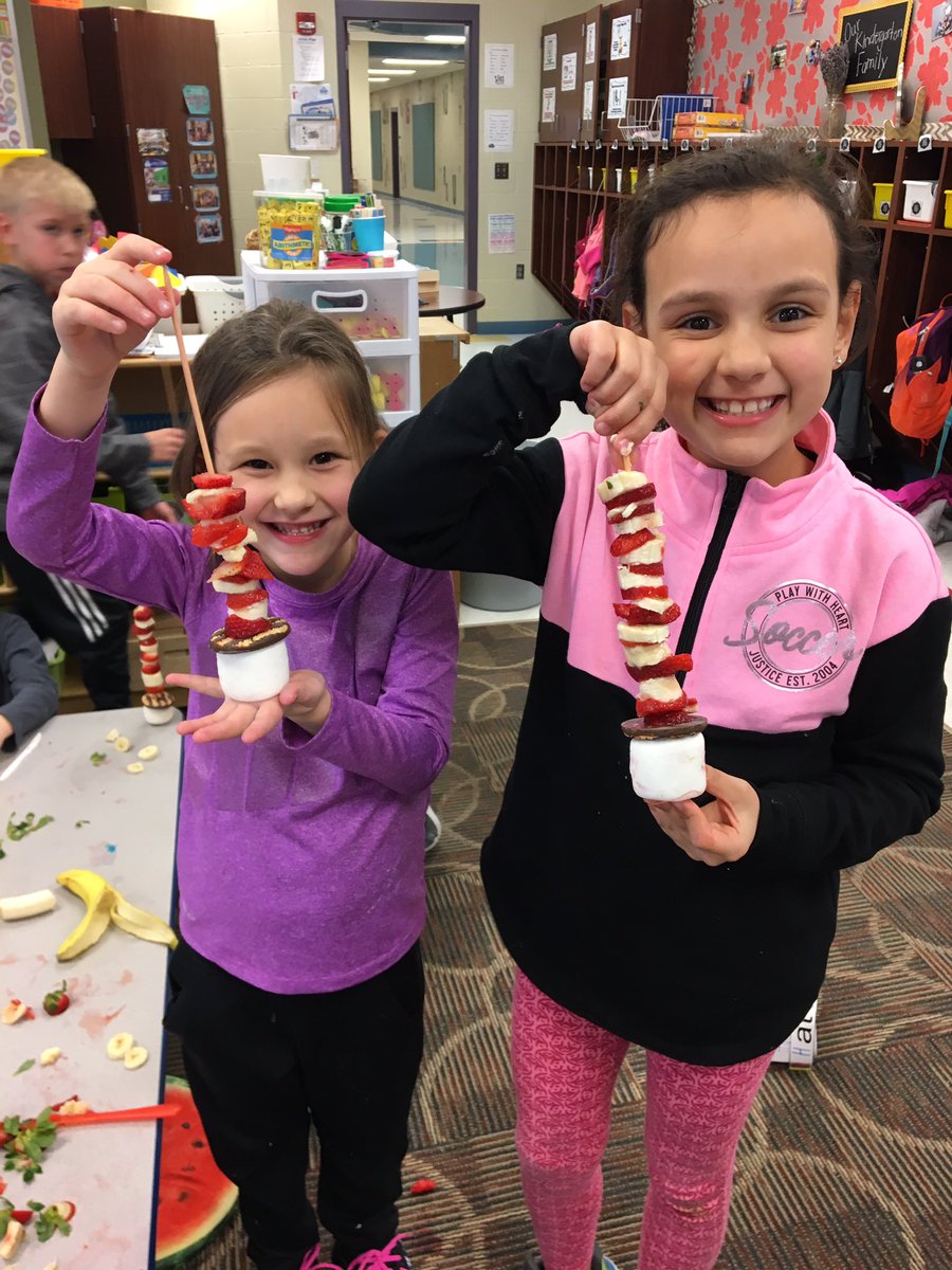 Court_Minnich's tweet photo. Happy birthday Dr. Seuss! We made cat in the hat kabobs with our @kinderwatkins buddies! @KBElementary https://t.co/Q4RCNzxrcp