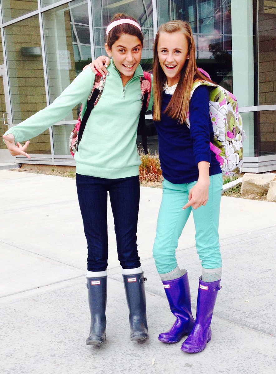emr0d6's tweet photo. BIRTHDAY GIRL👑I love you bff https://t.co/MTYSVuSmHx