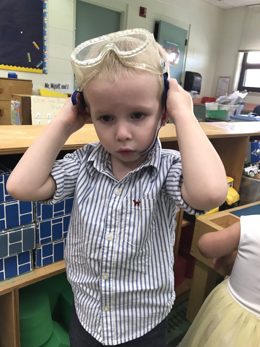 amsforjams's tweet photo. The city/country theme at work and play in PreK! #IREStheBest #IRESPreK #vcsprek #prekdays #prekteacherlife https://t.co/TExOBKYcBA