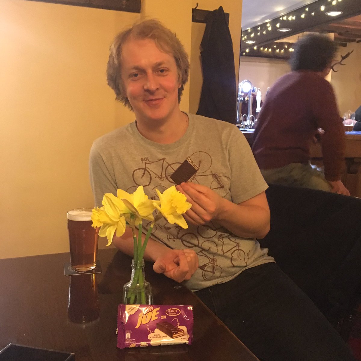 bucksheadcactus's tweet photo. Recovering from #StDavidsDay with a #joeXXL #BucksHeadShrews #Frankwell #Shrewsbury @JoePengilly please arrive before 7.30pm for Loyaltycard https://t.co/PDgDMRp1ma