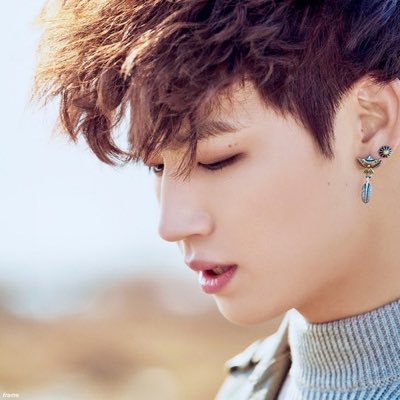 dkpopkdramad's tweet photo. #NovaFotoDoPerfil https://t.co/YoVL1L40RO