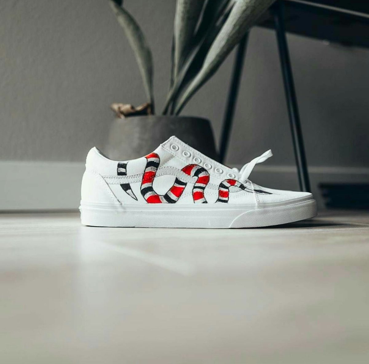 vans custom gucci