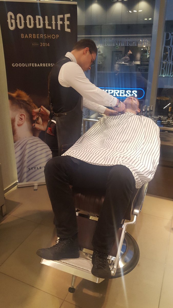 GoodlifeBarber's tweet photo. Here's our Bham band of barbers in @HUGOBOSS Bullring tonight offering pop up beard trims and grooming tips! #barbers #bham #popup https://t.co/iAJ3v7y54S