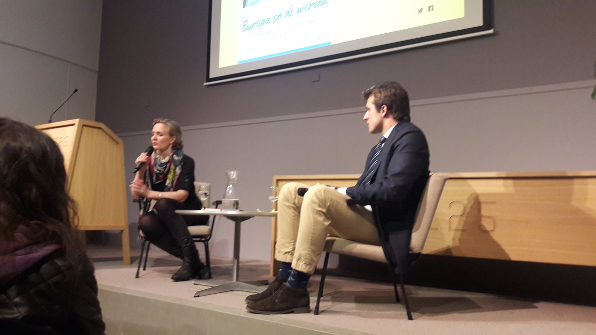 bvanoverbeeke's tweet photo. @MarietjeSchaake over Europese samenwerking als kans maar ook noodzaak om te antwoorden op ontwikkelingen in de wereld. https://t.co/FELBf83ahp