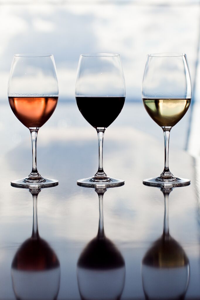 raysboathouse's tweet photo. Celebrate #TasteWA Wine Month w/unusual glass & bottle selections from #WAwineries at #Raysboathouse! https://t.co/Gn2W9f7BRC
