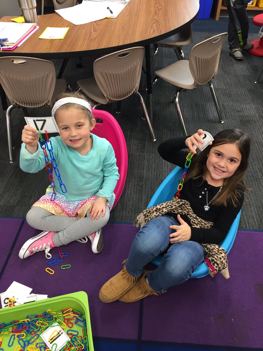 Mrs. Dismuke's Class tweet media