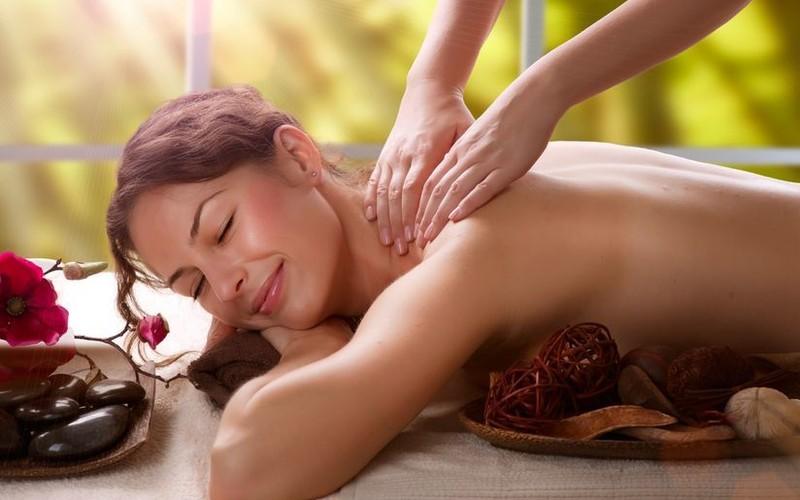 Neger Jungfrau College Massage
