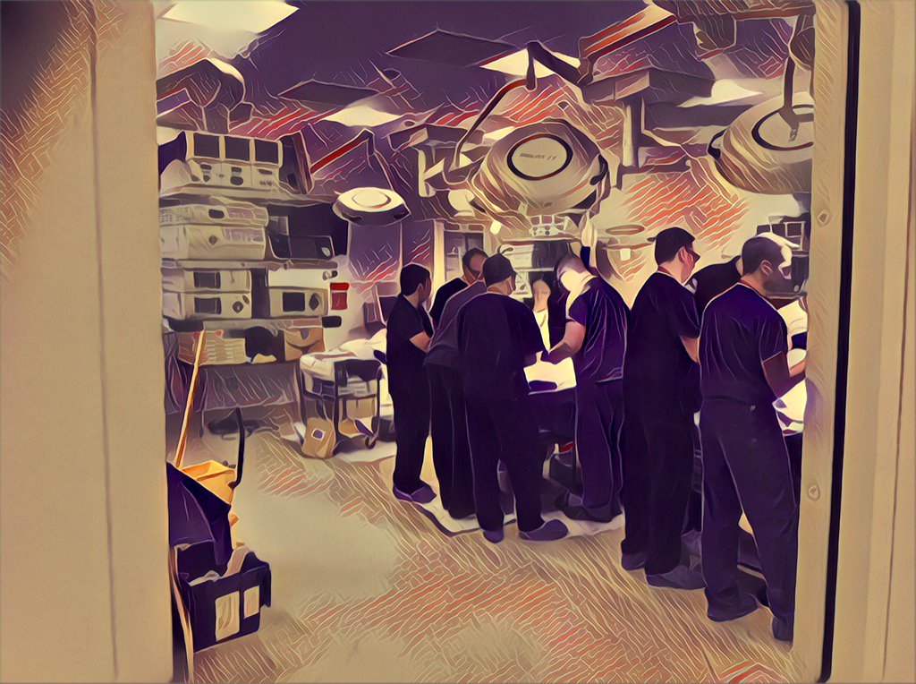 palmorberg's tweet photo. Busy in the lab. Per cutaneous technique at #REANIMATE3 https://t.co/yPRvHUgxLM