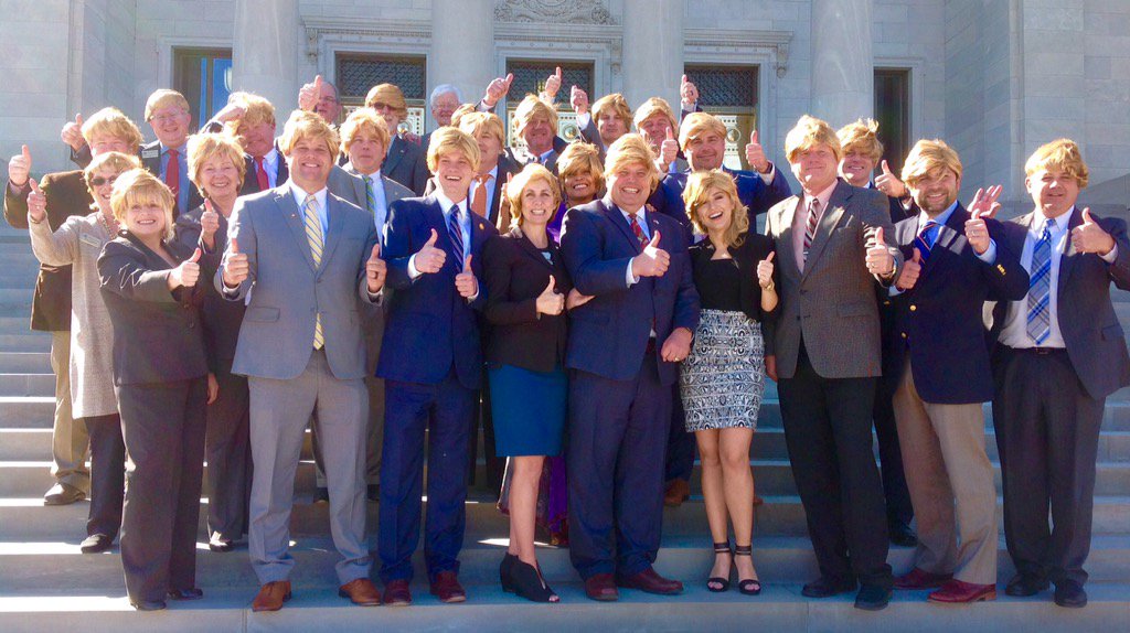 Arkansas Senate &amp; @missamerica  stand in solidarity w/ <a href="/GregStandridge/">Gregory Standridge</a> as he battles cancer @realdonaldtrump @potus