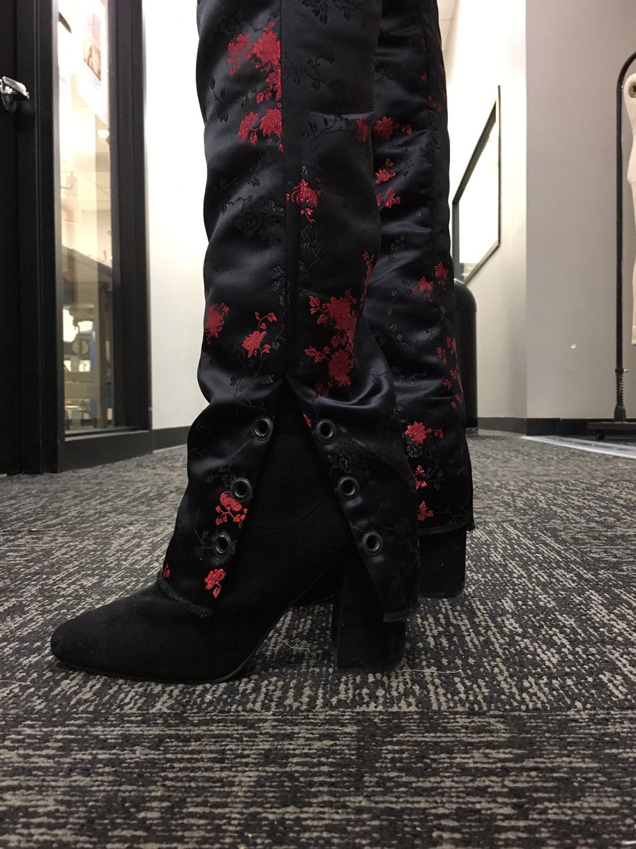 tylermorganstu's tweet image. pants almost done. 🖤❤️🎴💮 #Tyland