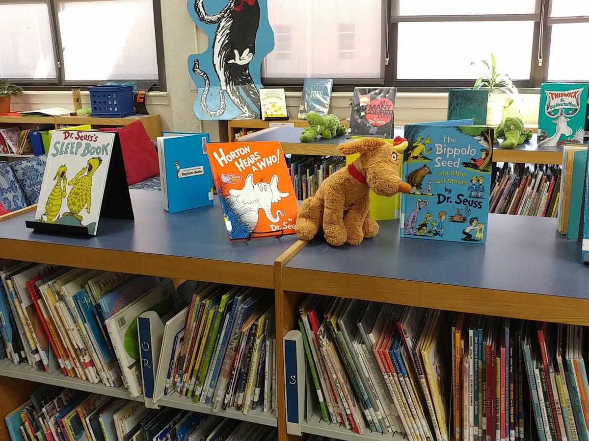 MayoDemoLibrary's tweet photo. Books out #ReadAcrossAmerica #tpslibraries #sucesstps https://t.co/O4Wq48xD6V