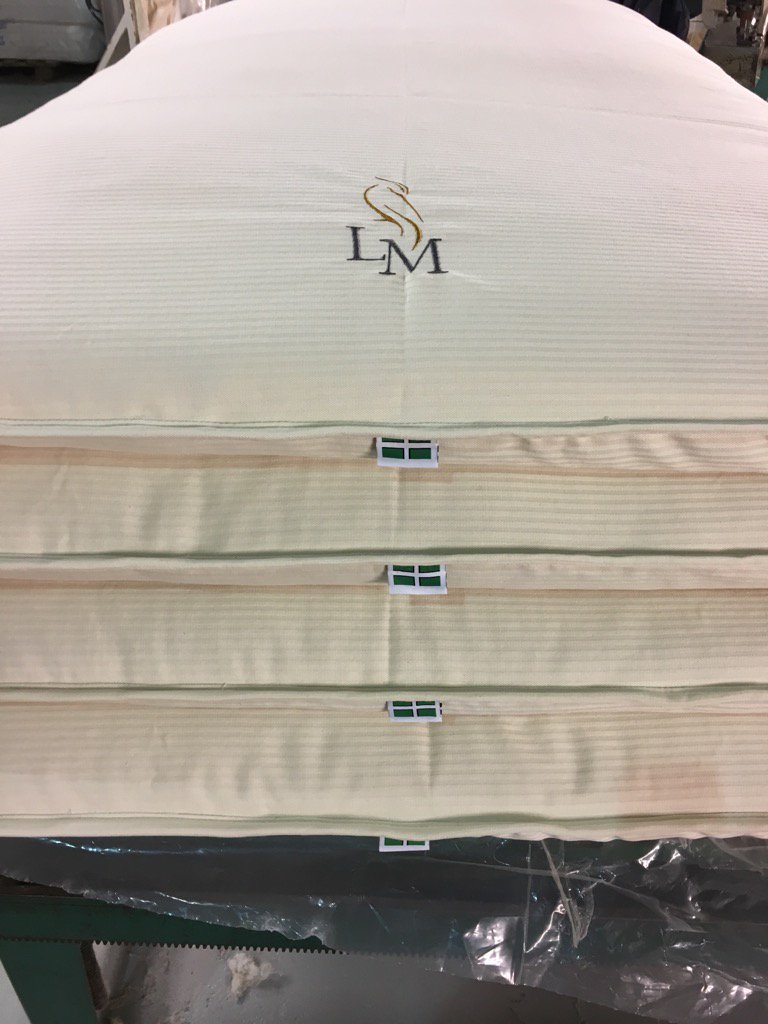 EnchantedBeds's tweet photo. Handmade luxury Dartmoor wool toppers 🐑 see you Tuesday for Delivery/set up @Lympstone_Manor @michaelcaines https://t.co/uh6qFve1gQ