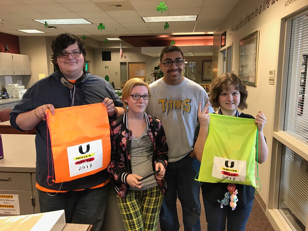 U High Titans tweet media