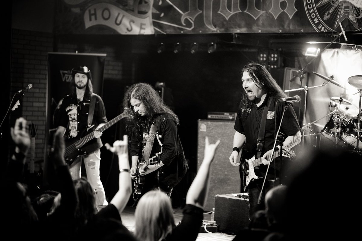 ZhdanovichPavel's tweet photo. We had a great show - presentation of the new album #AridaVortex - "Wild Beast Show" in the Moscow club Rock House (17.02.2017)
#rockconcert https://t.co/GlNlZ0rHh7