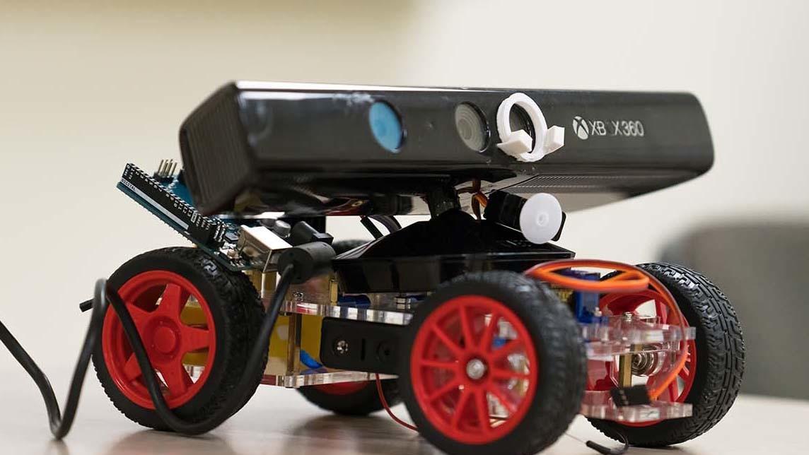 arduino's tweet image. This robot will go where no autonomous Kinect robot has gone before – into the sunlight: trib.in/2lEIlO5