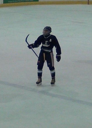 RGSS_Hockey's tweet photo. Senior Kam Manalang (F) persevered therough hardship and showed leadership throughout his career at RG hockey! Thank you for everything! 🥅🐍🏒 https://t.co/F6vtRTkjEJ