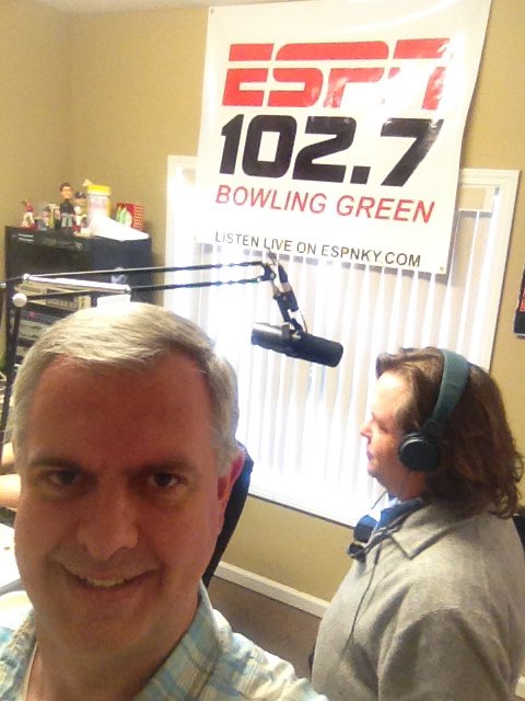 Poff talking #WKU summer 17 #highschool #flyfishing course &amp; our major <a href="/ESPN_KY/">espn.ace</a> <a href="/The_Sports_Web/">Brian Mush Webb</a> <a href="/CHHS_WKU/">chhs_wku</a> <a href="/Cabelas/">Cabela's</a>