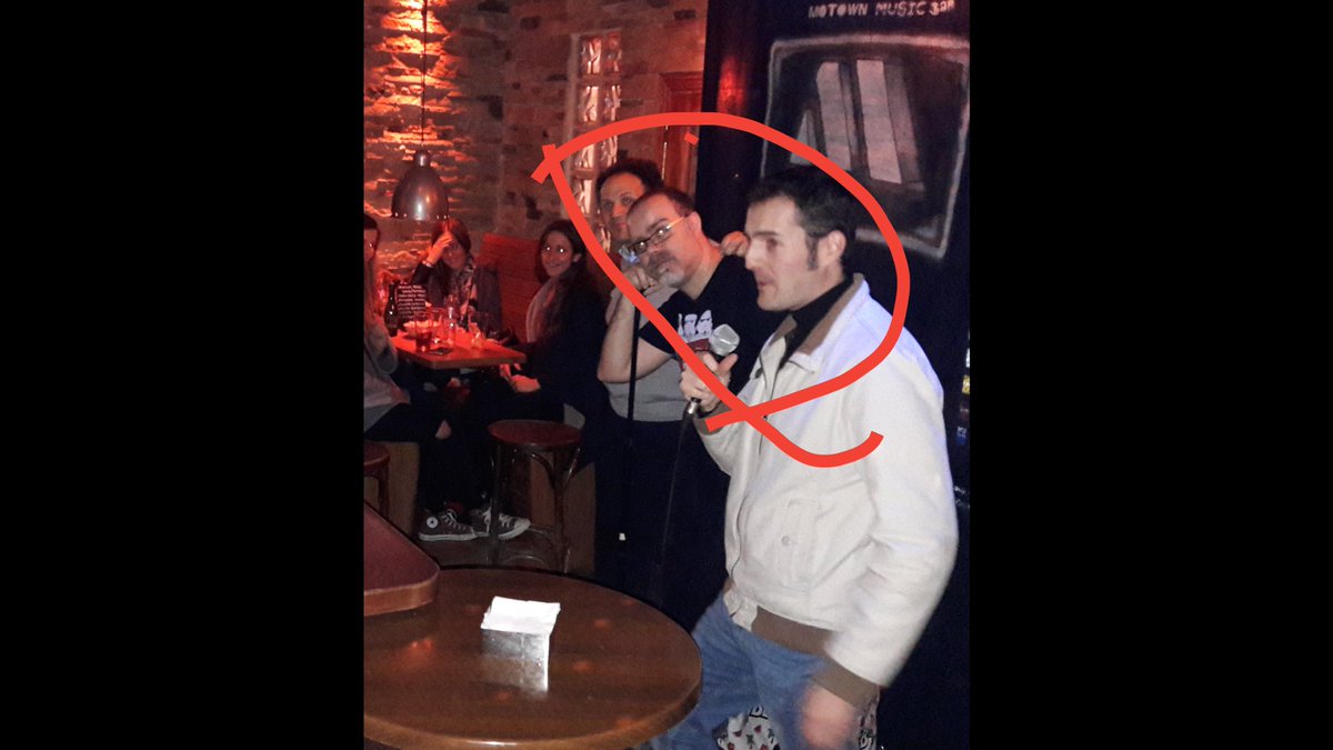 AildoVidal's tweet photo. Que bien me lo he pasado con #PacoG y #JComediante que han venido a actuar a mi show en #Motown y tamb ha venido mi prim y mi sis #Feliz https://t.co/q9H9NcEMSG