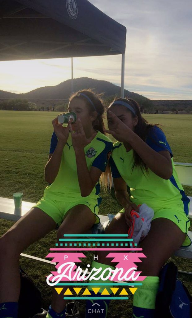 happy birthday to my partner in crime in the back, love and miss you so so much☹️❣ @kaarrriiinnaa