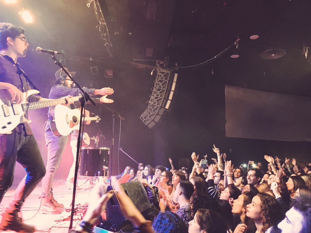 Comienzo de gira de <a href="/MoratBanda/">Morat</a> en Barcelona con llenazo en <a href="/BikiniClubBcn/">BikiniClubBcn</a>  #MoratGiraEspaña #SoldOut