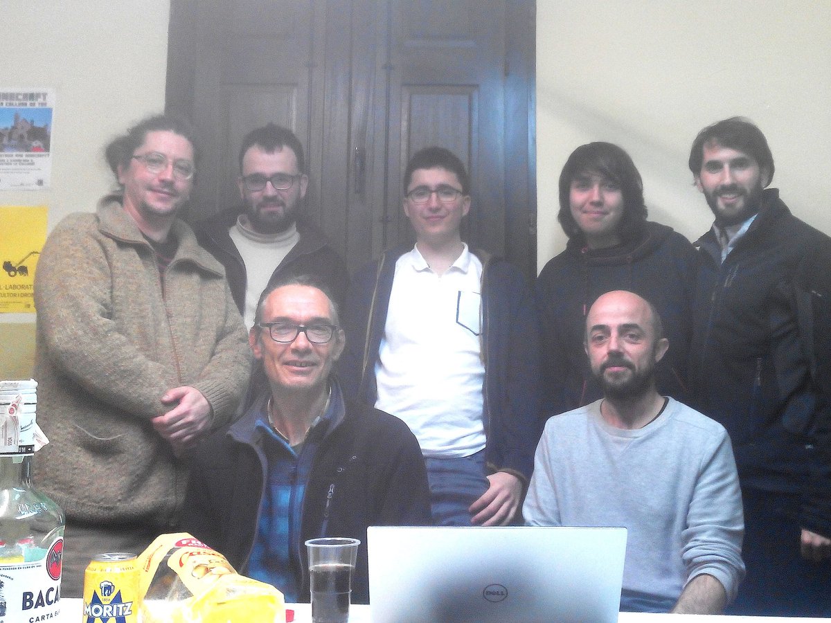 fadelabcellera's tweet photo. Avui hem celebrat l'inici del somni d'en @carlesgelada que marxa a Londres a fer realitat el seu somni! Molts èxits Carles! https://t.co/BTy7S7Vxj6