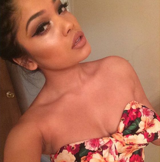 urfaveeasian's tweet photo. UR FAVE ASIAN 🎋 #issagaygirl https://t.co/72677aXnZc