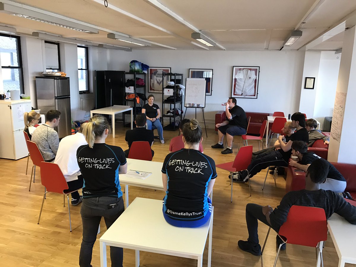 sarahclark_judo's tweet image. Thanks2GiveBack Athletes volunteering &amp;amp; learning #GOT @JessDIrl @xxconnerzxx @stephinglisjudo @bigyin78 @Samuel_Ingram &amp;amp; Jonny P @jak_scott