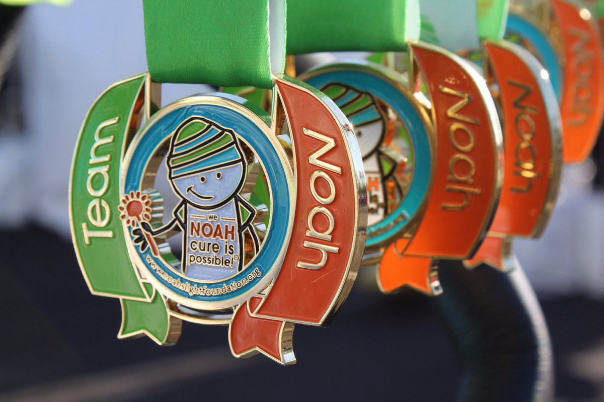 More runners bling coming your way!! For those of you who didn't get to run the last race, the Star Wars Run is right around the corner!!