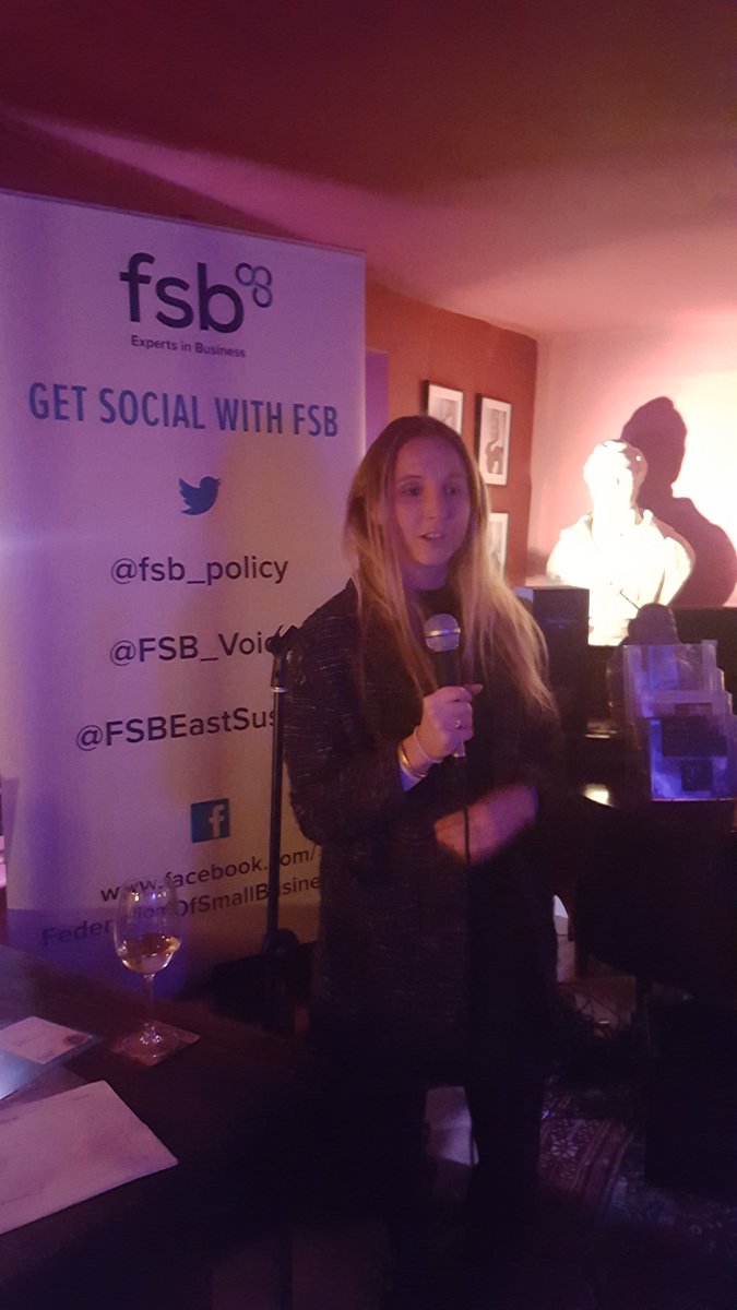 GGPKerryByott's tweet image. #openmic #business #networking #FSB1066 @KingsStationers @thegallivant @grapevinerye @EW_Rye @PHOTOCLIVE @FSBEastSussex Thank U to all! 😁🎷🎷