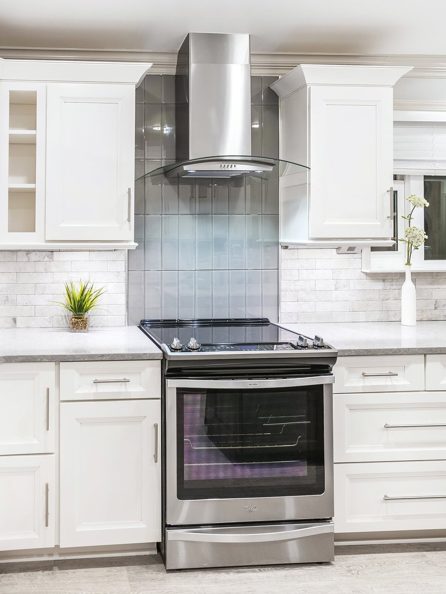 Wellborn Cabinet was featured in the 2017 <a href="/ProBuilderMag/">probuildermag</a> Show Village in Orlando, FL. Check out the beautiful kitchen.