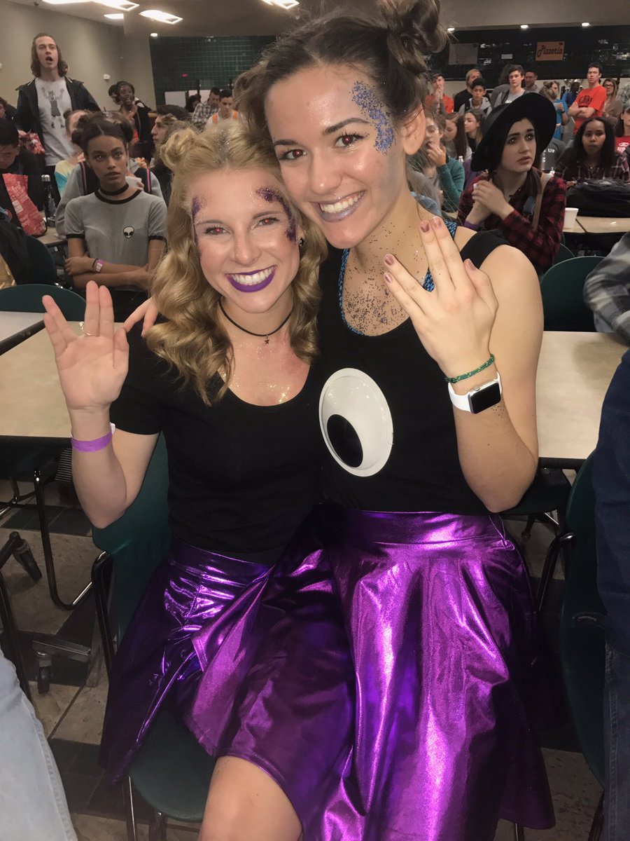 imjodo's tweet photo. My favorite aliens 👽 #DWDW17 https://t.co/5ZaGri3OLh