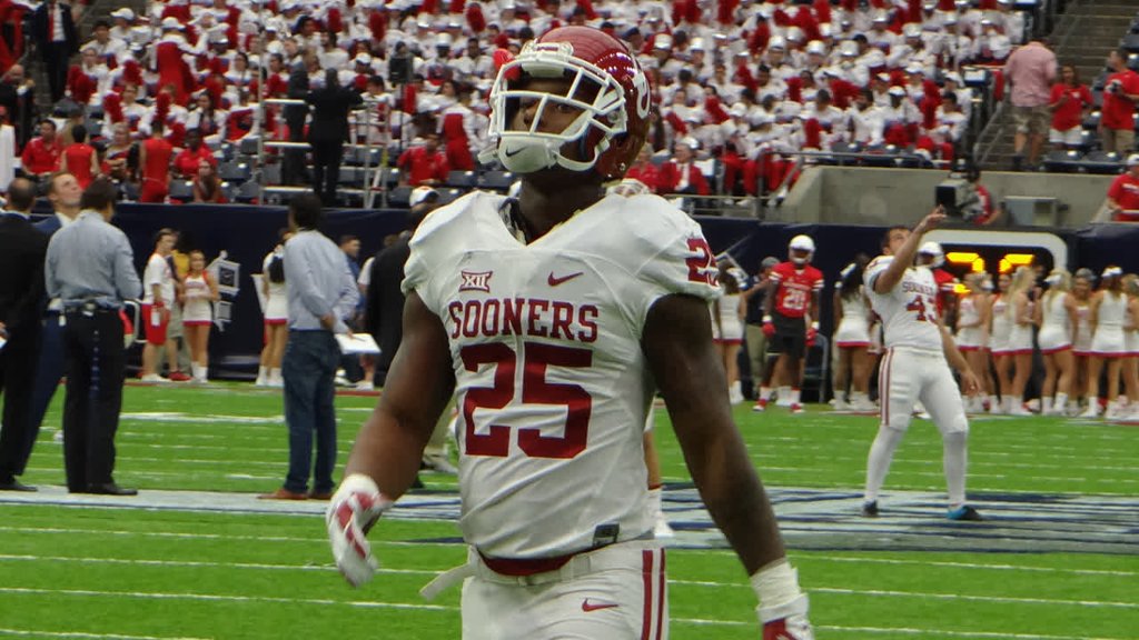 #NFL Personnel are split on whether or not to ban Joe Mixon from #NFLCombine activities qoo.ly/d2bkn