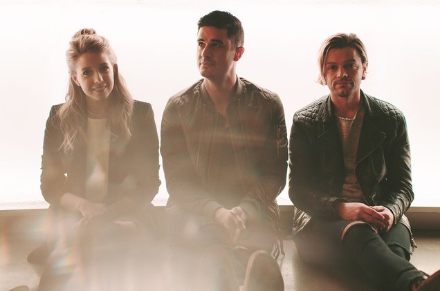billboard's tweet photo. Passion's "Worthy of Your Name" arrives at No. 1 on the Top Christian Albums chart https://t.co/4oQK1hFBKy https://t.co/h4Qo5Dd5C4