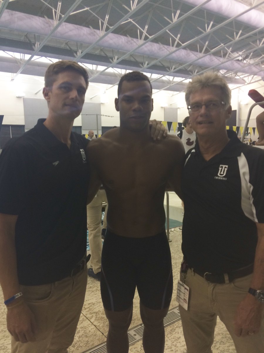 nighthawkswim's tweet photo. PERRY LINDO CLAIMS 50 YARD FREE STYLE NATIONAL CHAMPIONSHIP!! https://t.co/vOQmlaMJED