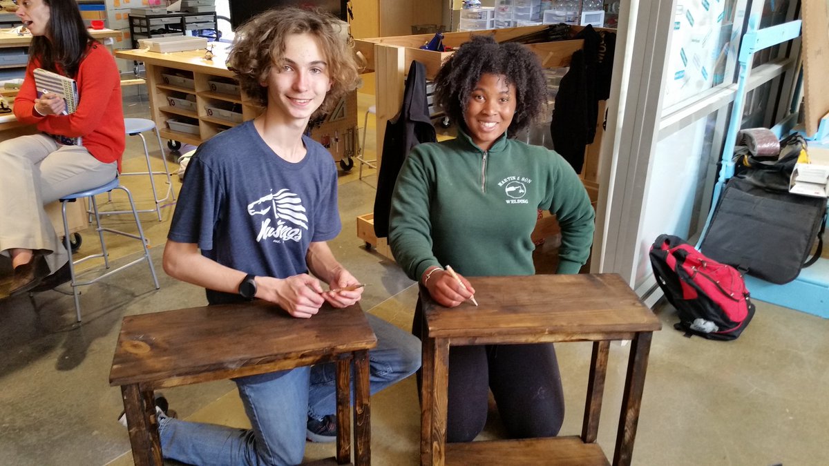 fengphysics's tweet photo. The finished tables and pens from today's woodworking team. #MVInterim #mvcore https://t.co/2zkJMUZ2UO