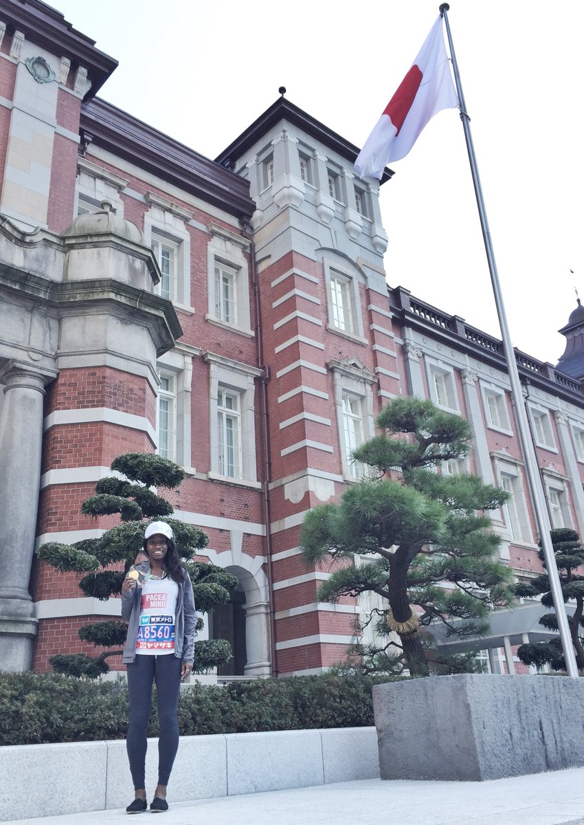 thecalmonsocial's tweet photo. We're so proud of Danielle for her 3:11:19 finish at the #TokyoMarathon2017 #SpeedyQuick #MonthsOfTrainingForOneDay https://t.co/X1bT29iTKG
