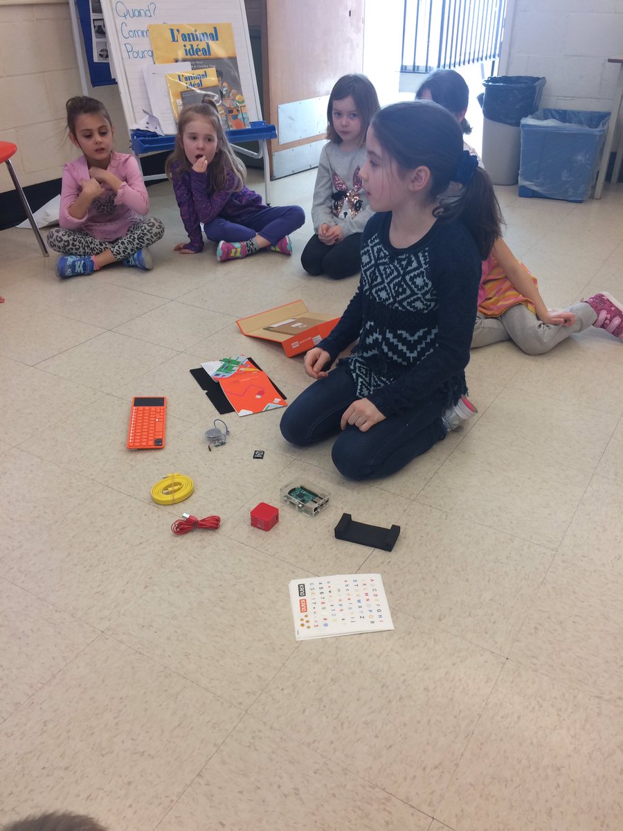 jenferg4's tweet photo. Grade 5 student teaching my 1s about Kano Computer Coding #NortheasternES #makerspace #frimm #rdsb21c https://t.co/qsbvWcVjMs