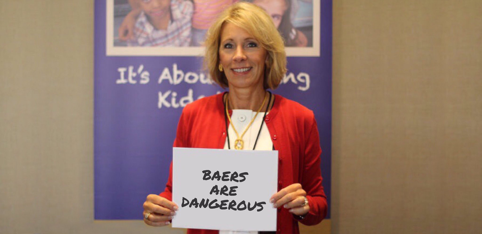 C59Jqy1U4AAT3qy.jpg:large