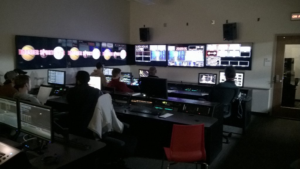 StudentStudios's tweet photo. Looks great- lots of action!! #StudentStudios #StudentMedia #StudentTV @IUSTV @IUSTVsports https://t.co/NkbluBs3RJ https://t.co/DjRy33Q35c