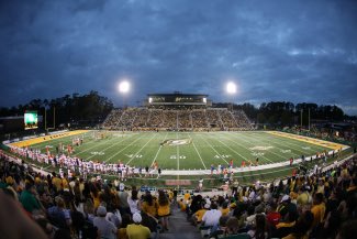 y'all come out and watch us take on <a href="/WashULax/">WashU Lacrosse</a> tomorrow night in the 'berry we will def have this many fans there