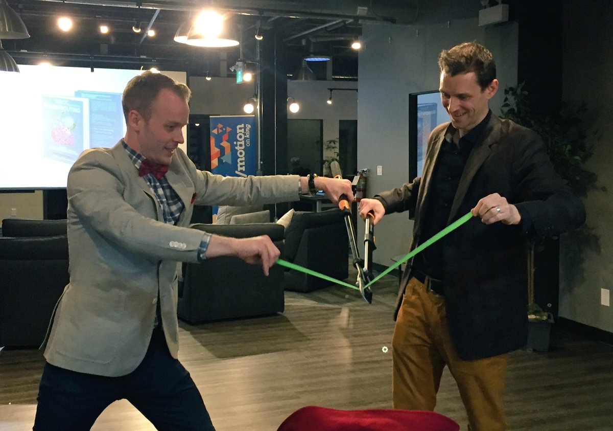 cassdambrosio's tweet photo. Not quite the right tool for a ribbon-cutting, but hey, it's creative (and it worked). Congrats on a successful book launch! #Brainsprouting https://t.co/tlyaYfFpYa
